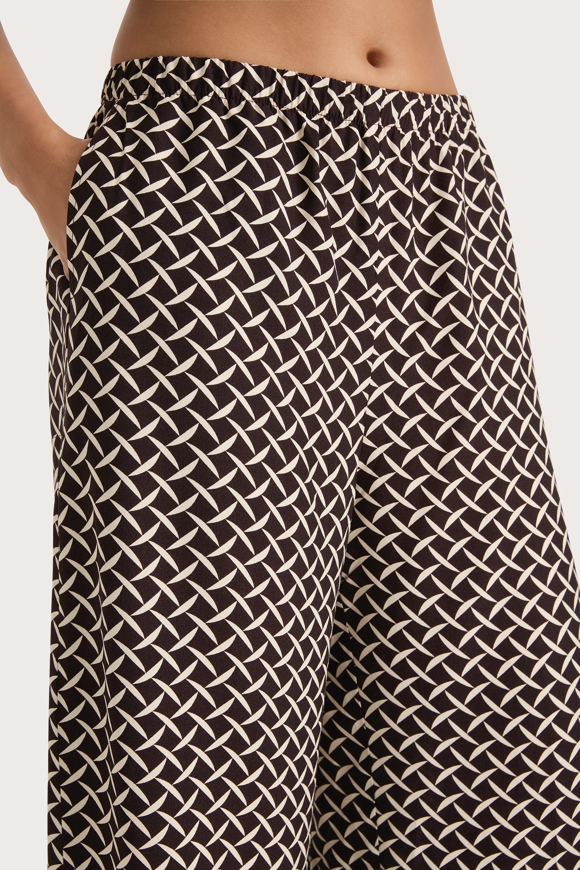 Dalene Pant Espresso Geo - Final Sale - Image 5