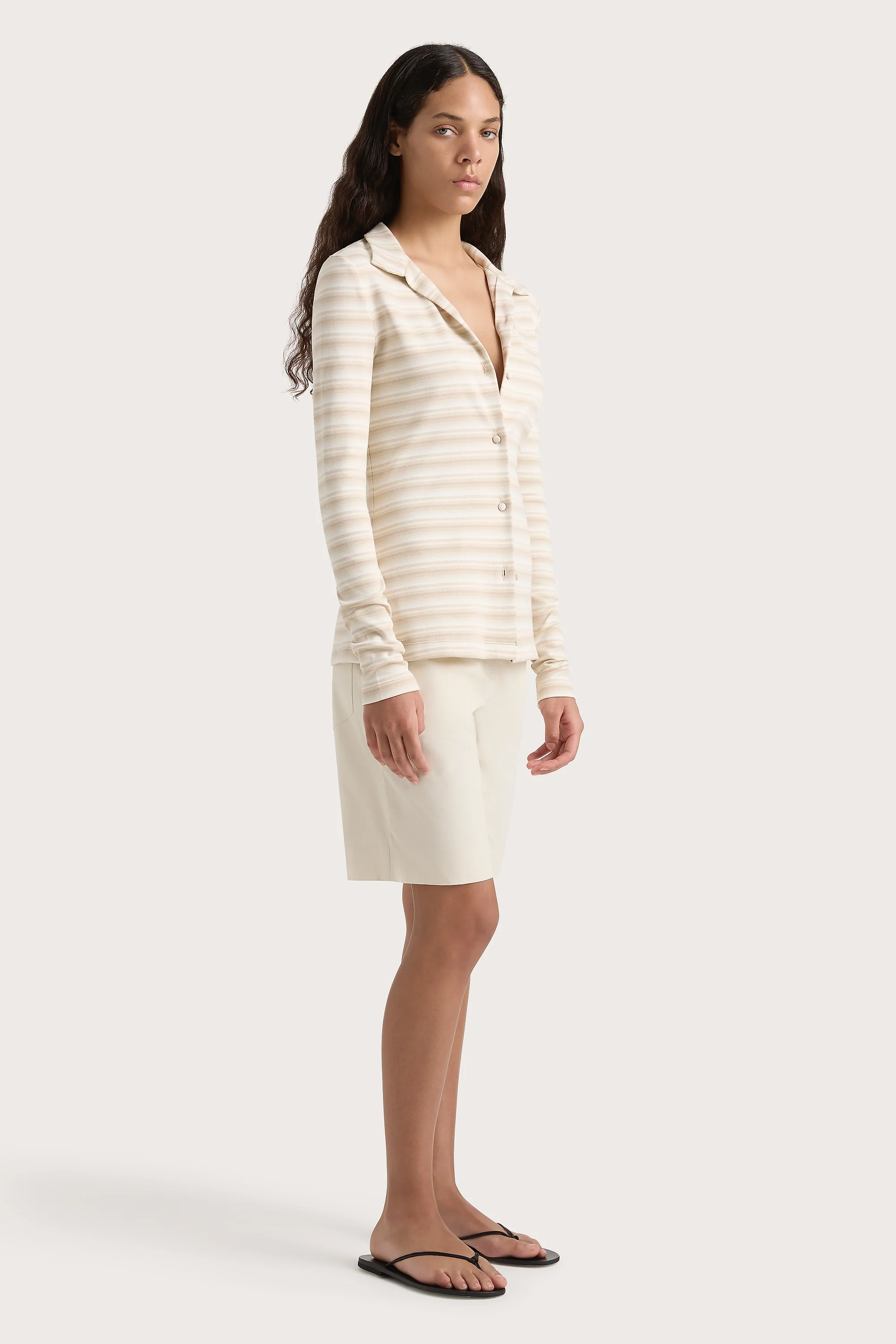 Diso Short Beige - Final Sale - Image 4