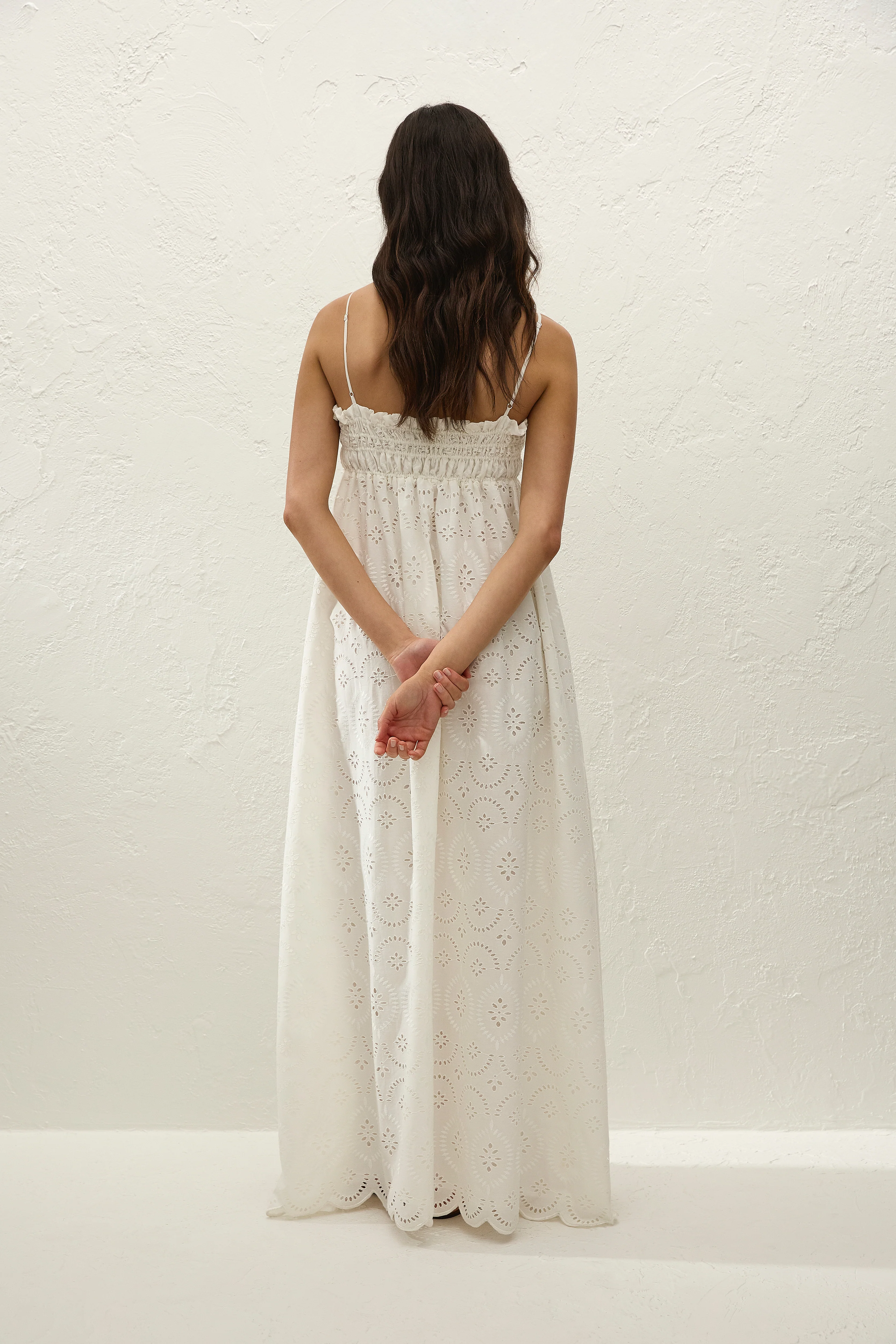 Etta Maxi Dress Bianca Broderie White - Image 4