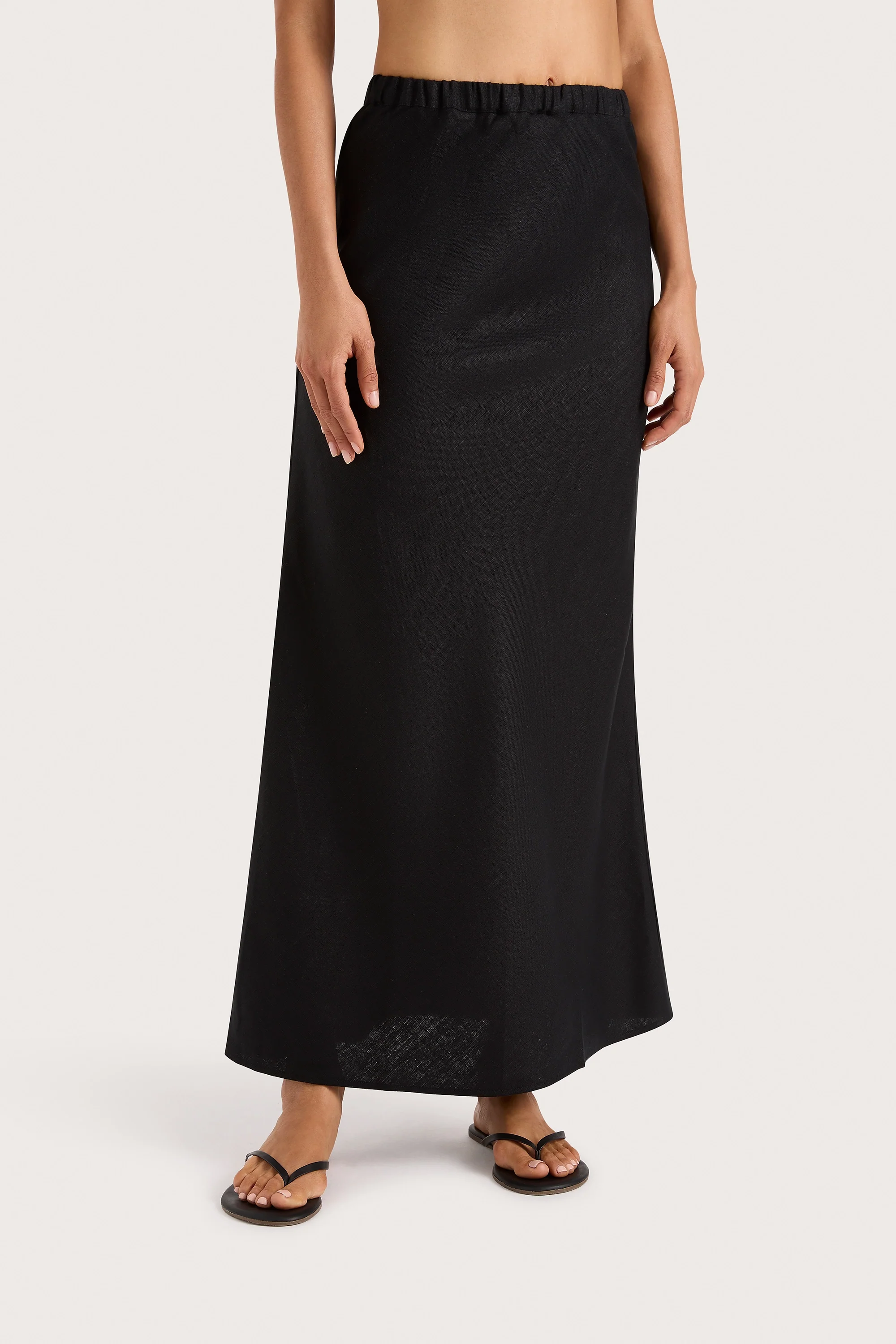 Faye Skirt Black - Image 4
