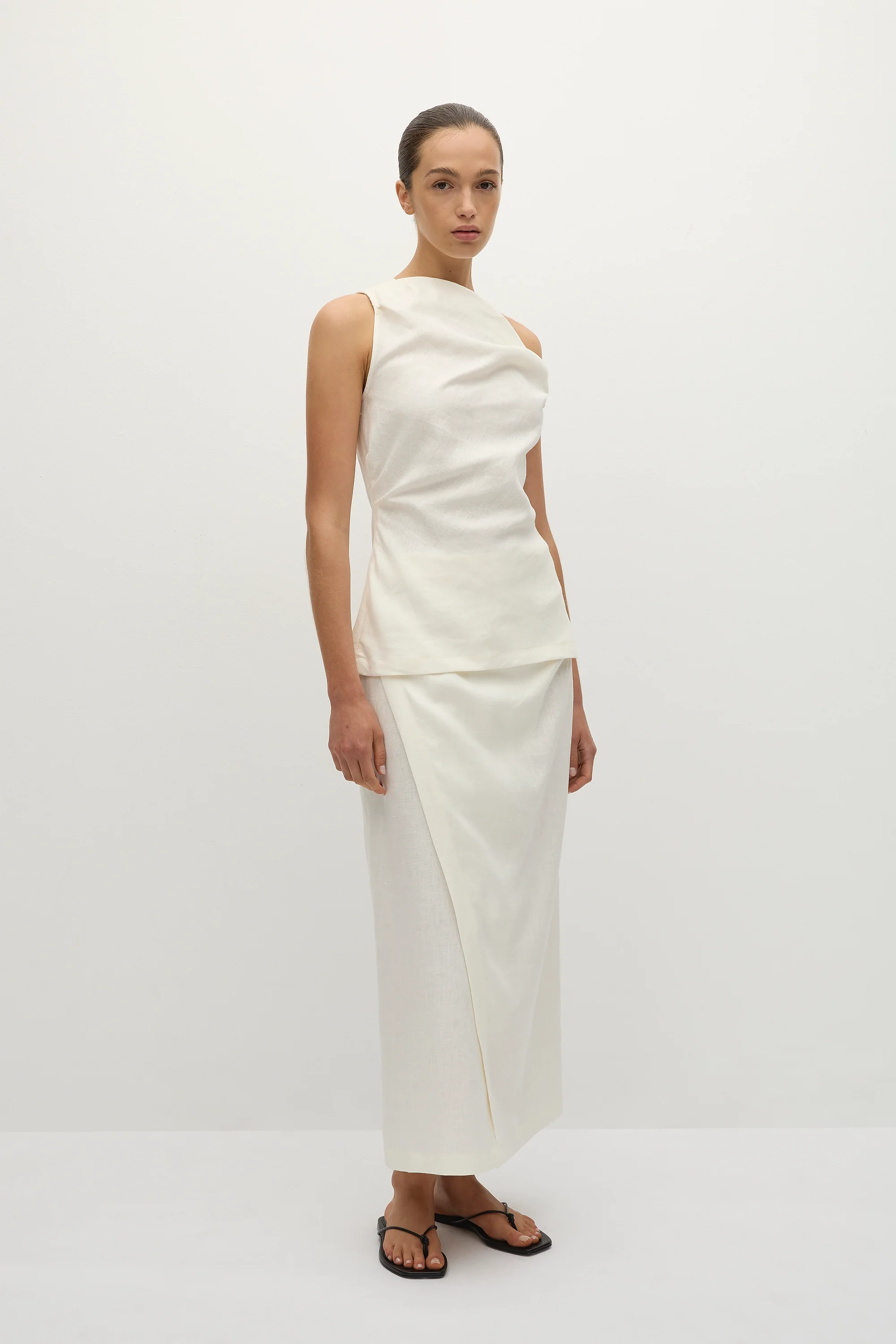 Suis Skirt White - Final Sale - Image 3