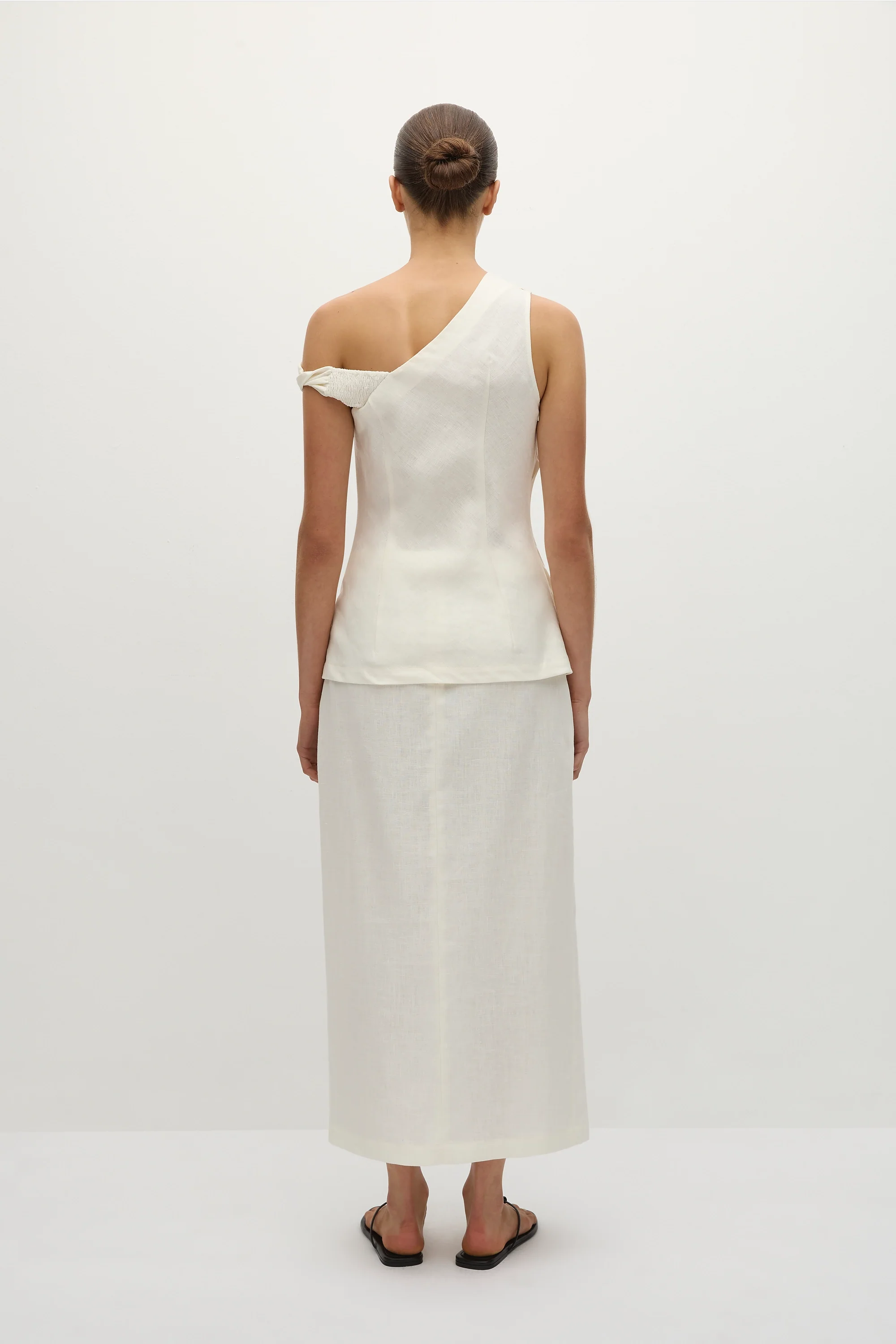 Suis Skirt White - Final Sale - Image 4